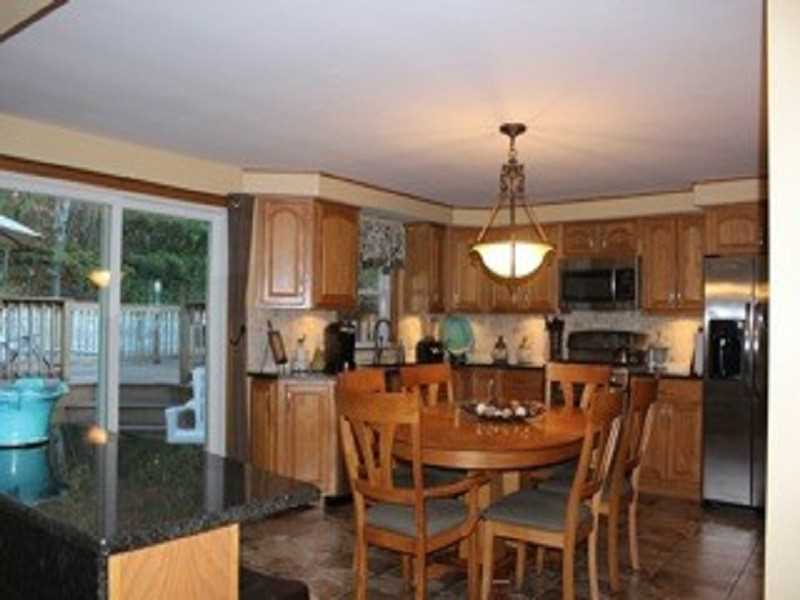 272 Old County Road Smithfield, RI 02917 - Photo 4 of 24 Kitchen.