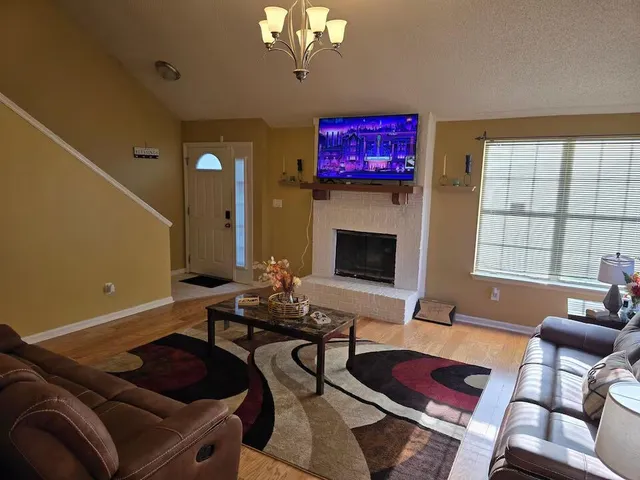 $340,000 | 305 Gawain Lane, Tallahassee, FL 32301