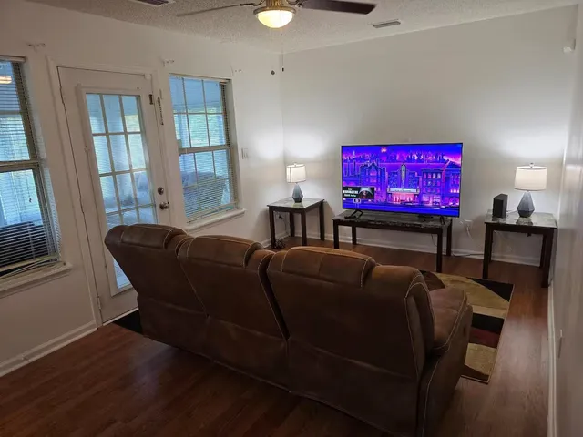 $340,000 | 305 Gawain Lane, Tallahassee, FL 32301