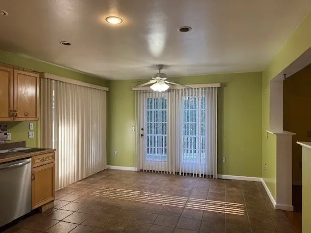 a view of livingroom with kitchen