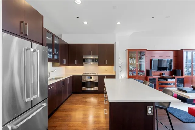 $439,000 | 65 East Monroe Street, Unit 4315, Chicago, IL 60603