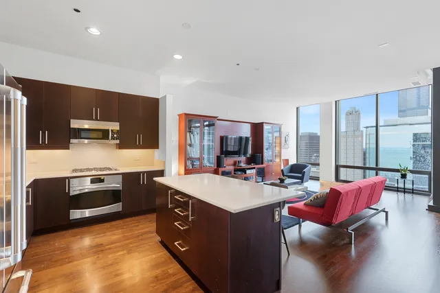 $439,000 | 65 East Monroe Street, Unit 4315, Chicago, IL 60603