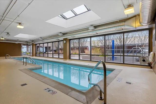 $439,000 | 65 East Monroe Street, Unit 4315, Chicago, IL 60603