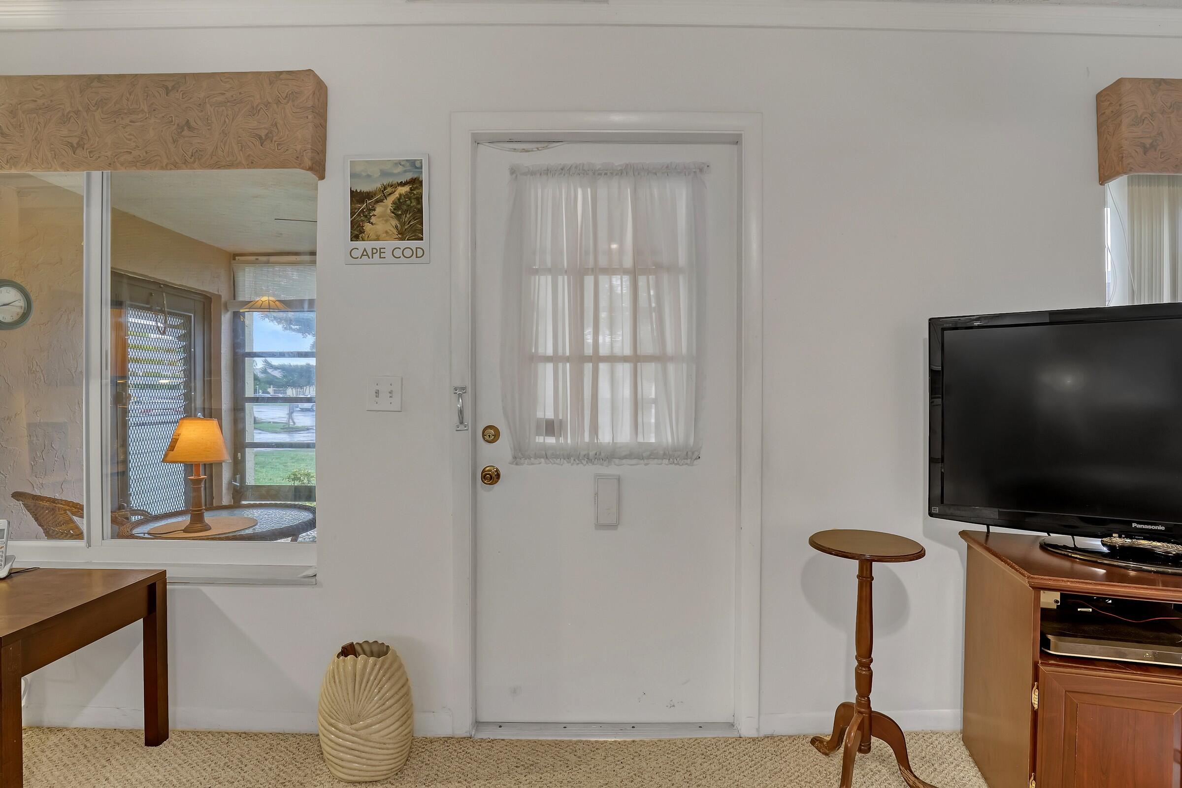337 Pine Ridge Circle, Unit A1 Greenacres, FL 33463 - Photo 9 of 40 Image00008