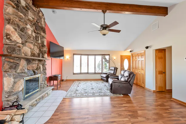 $315,000 | 13748 Le Claire Avenue, Crestwood, IL 60418