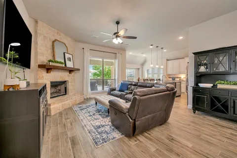 $525,000 | 1102 Alderwood Drive, Justin, TX 76247