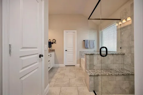 $525,000 | 1102 Alderwood Drive, Justin, TX 76247