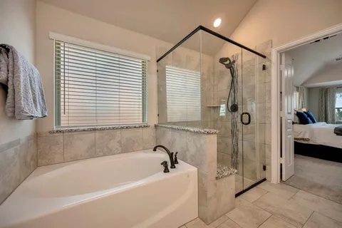 $525,000 | 1102 Alderwood Drive, Justin, TX 76247