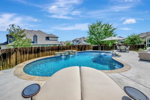 $525,000 | 1102 Alderwood Drive, Justin, TX 76247