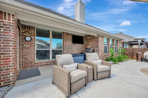 $525,000 | 1102 Alderwood Drive, Justin, TX 76247