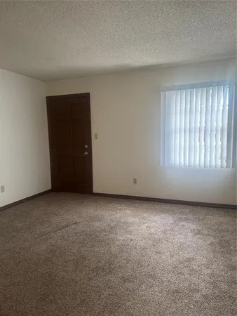 $1,500 | 1438 East 1st Avenue, Mount Dora, FL 32757