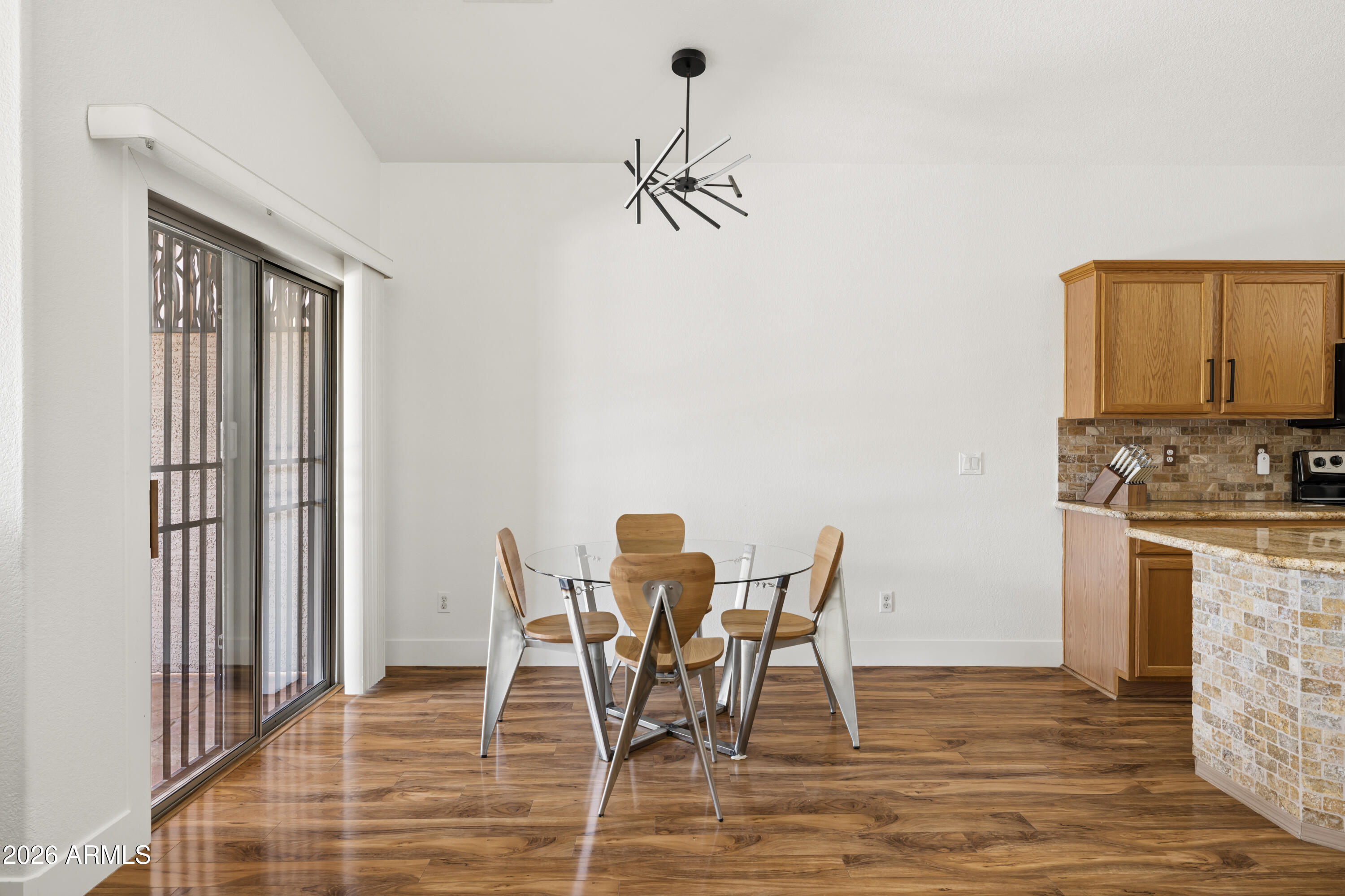 3247 East Fremont Road Phoenix, AZ 85042 - Photo 12 of 33