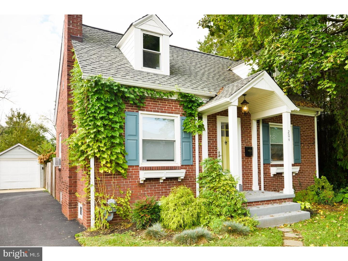 204 Rodman Road Wilmington, DE 19809 - Photo 2 of 23 Gallery Image 2
