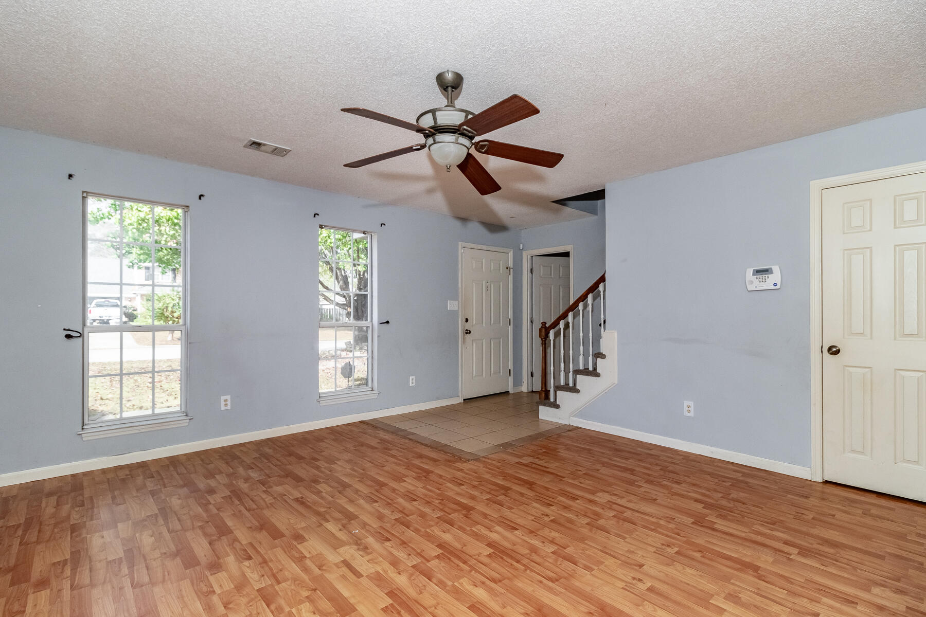 1109 Maple Ridge Court Evans, GA 30809 - Photo 5 of 22 Copy of 1109 MAPLE RIDGE CT ©-1662