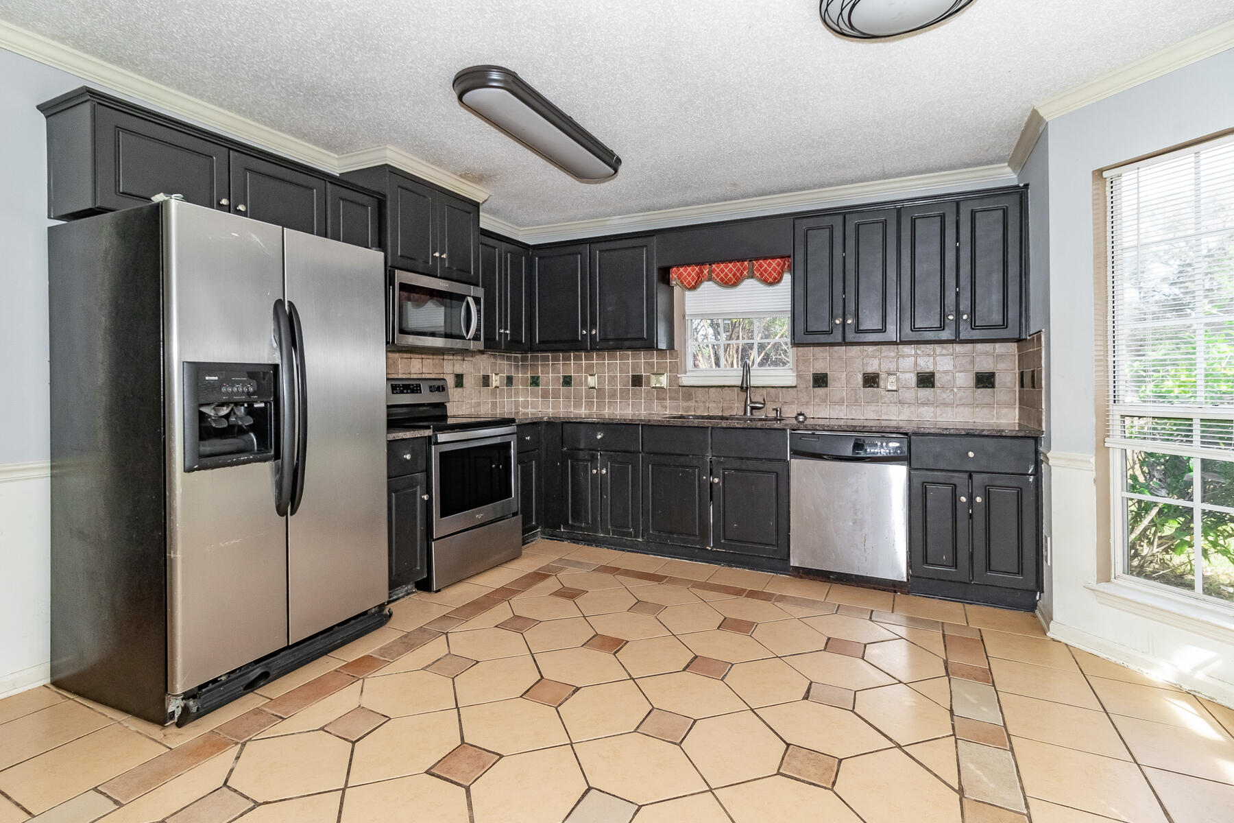 1109 Maple Ridge Court Evans, GA 30809 - Photo 6 of 22 Copy of 1109 MAPLE RIDGE CT ©-1665