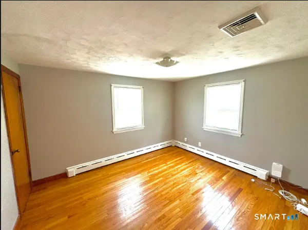 $3,000 | 48 Gates Avenue, Waterbury, CT 06705