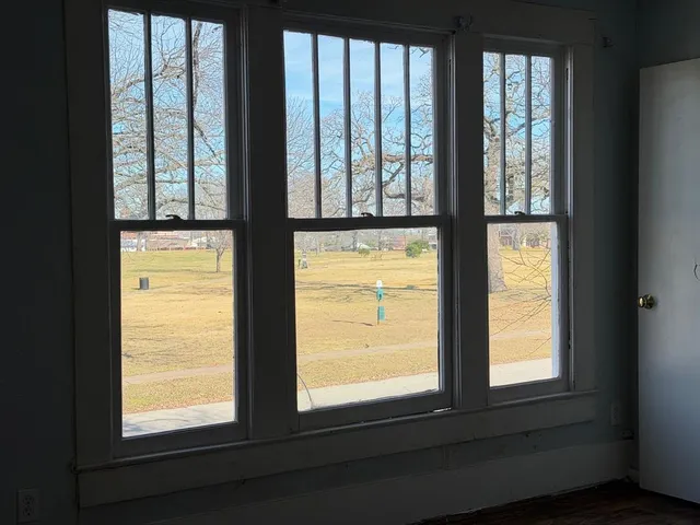 $1,700 | 428 West Morgan Street, Denison, TX 75020