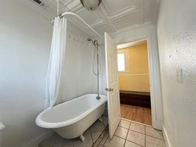 $1,700 | 428 West Morgan Street, Denison, TX 75020