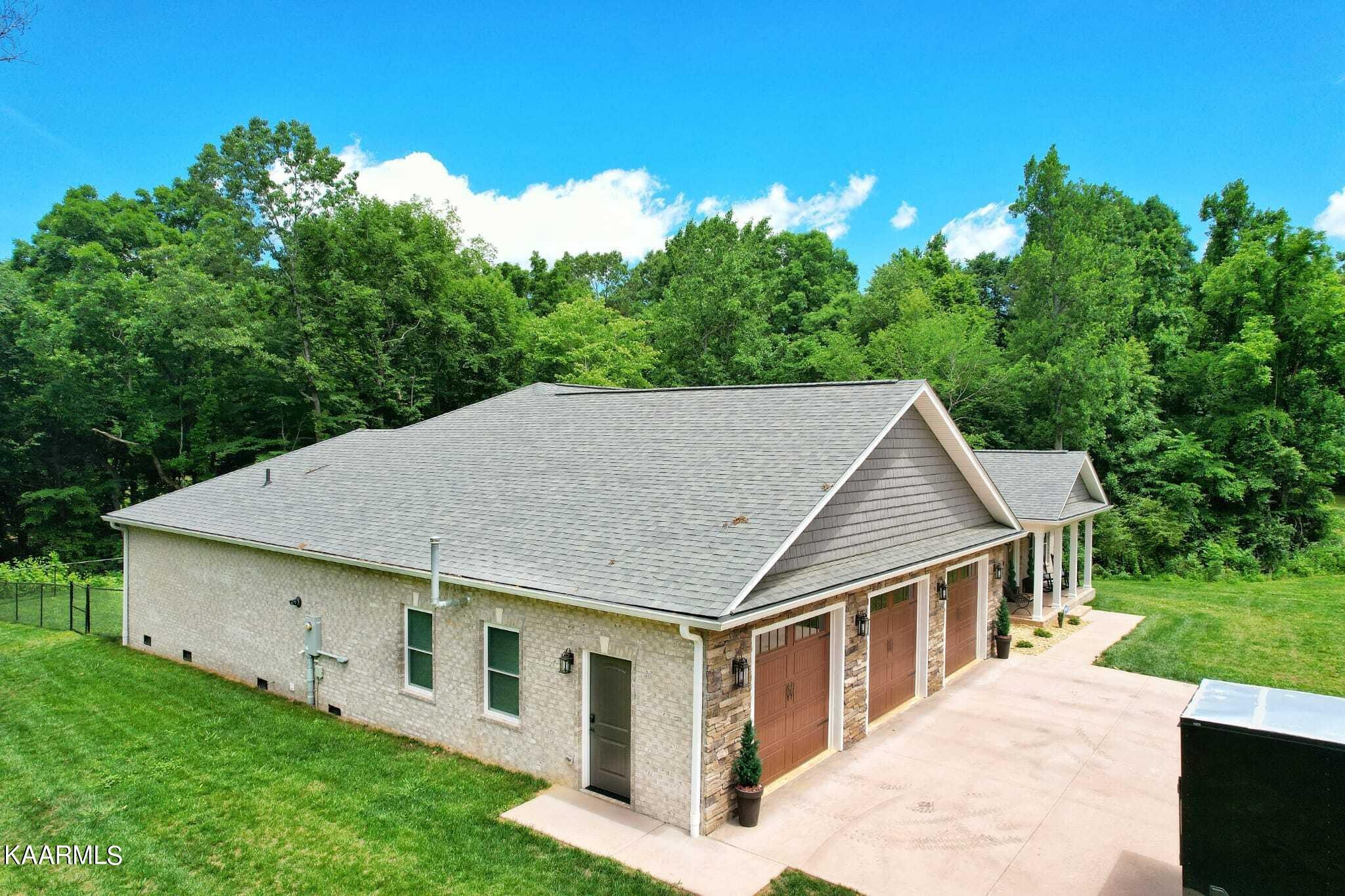 239 Meadowood Road Newport, TN 37821 - Photo 2 of 32 Gallery Image 2