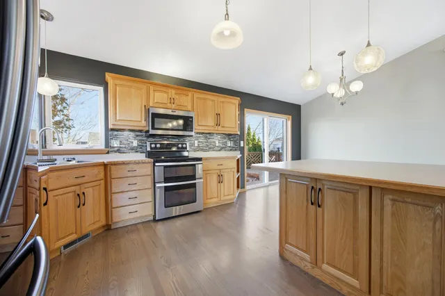 $389,900 | 3164 11th Avenue South, Moorhead, MN 56560