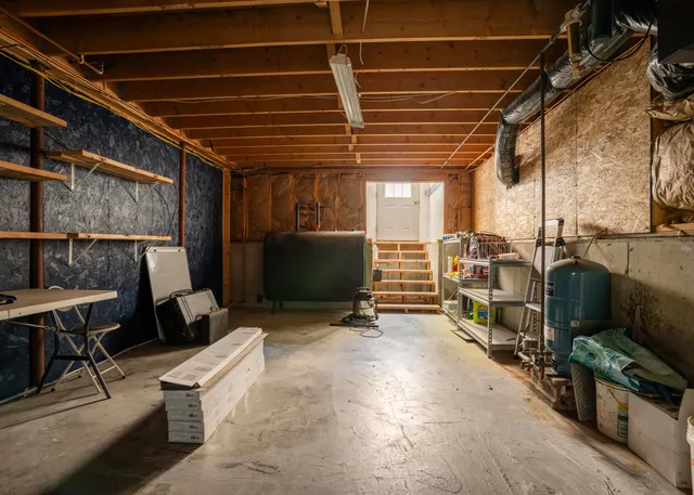 $389,000 | 555 Westwood Drive, Hermon, ME 04401