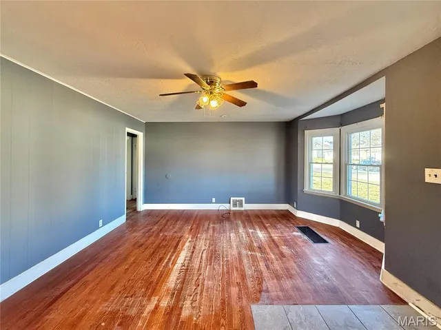 $209,900 | 916 South 2nd Street, Festus, MO 63028