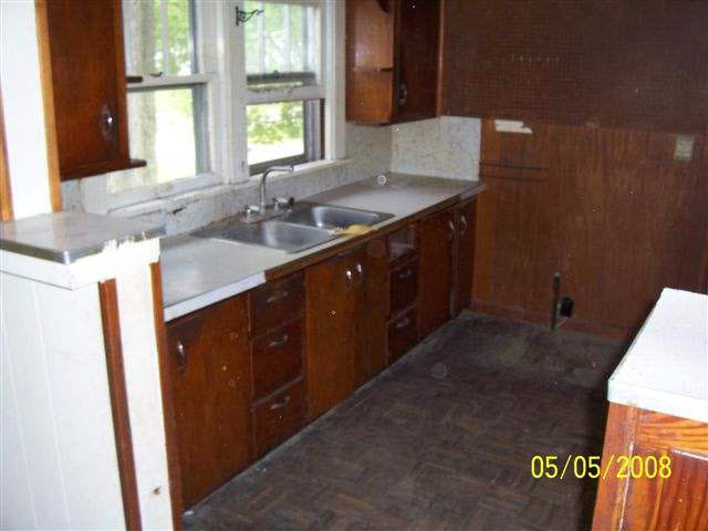 311 West 4th Street Ridgeville, IN 47380 - Photo 3 of 9 Gallery Image 3