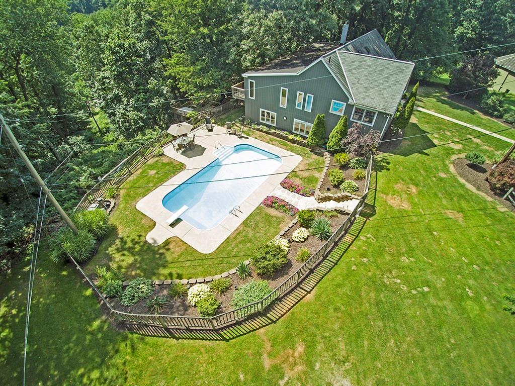 335 Jacks Run Road Pittsburgh, PA 15202 - Photo 22 of 25 Over view