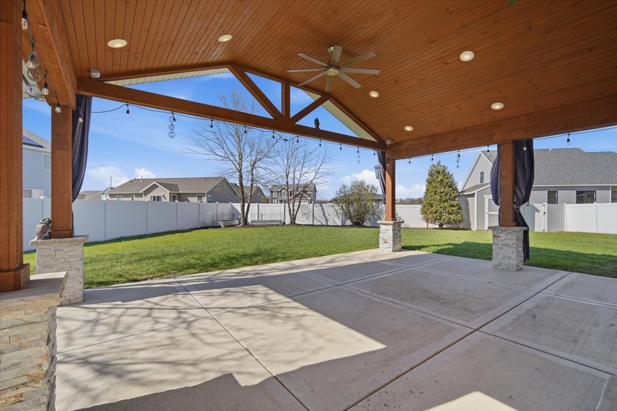 1813 Partridge Point Normal, IL 61761 - Photo 32 of 37