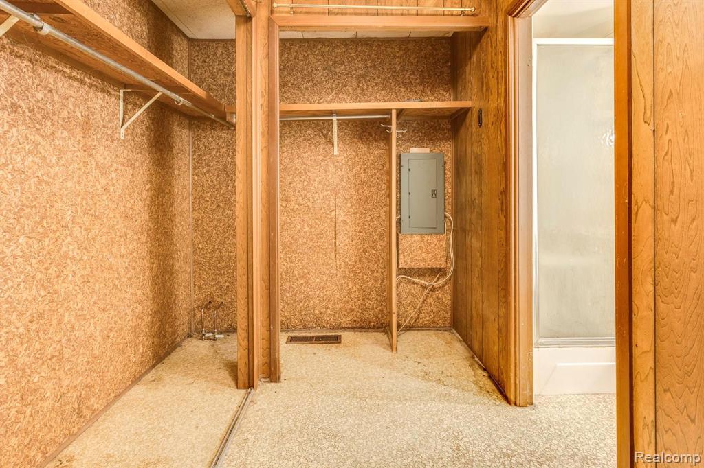 7863 State Road Fort Gratiot, MI 48059 - Photo 18 of 41