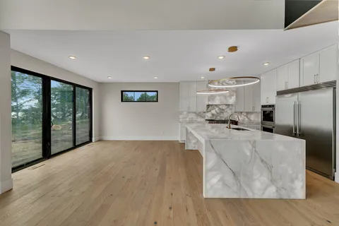 $2,188,000 | 11694 Indian Beach Road, Spicer, MN 56288