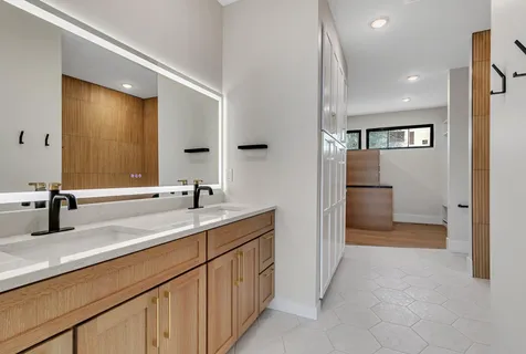 $2,188,000 | 11694 Indian Beach Road, Spicer, MN 56288