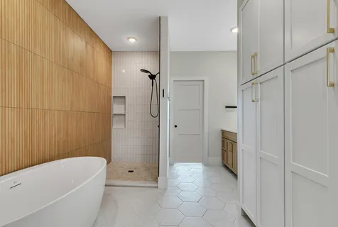 $2,188,000 | 11694 Indian Beach Road, Spicer, MN 56288