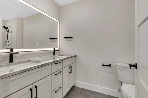 $2,188,000 | 11694 Indian Beach Road, Spicer, MN 56288