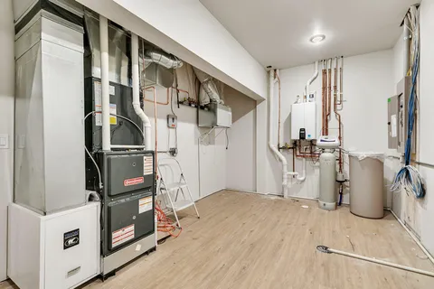 $2,188,000 | 11694 Indian Beach Road, Spicer, MN 56288