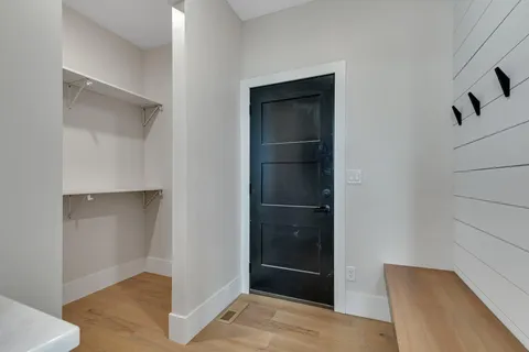 $2,188,000 | 11694 Indian Beach Road, Spicer, MN 56288