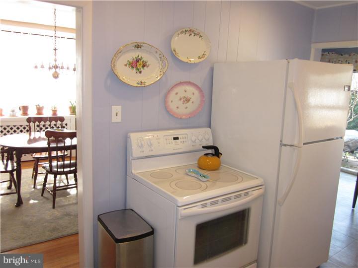 624 Boyer Road Cheltenham, PA 19012 - Photo 8 of 15 Kitchen