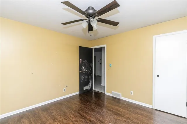 $250,000 | 4001 Northeast 50th Street, Kansas City, MO 64119