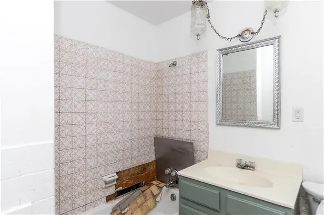 $250,000 | 4001 Northeast 50th Street, Kansas City, MO 64119