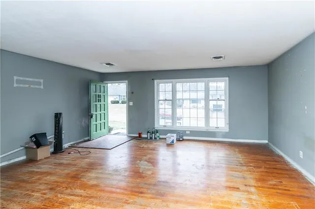 $250,000 | 4001 Northeast 50th Street, Kansas City, MO 64119