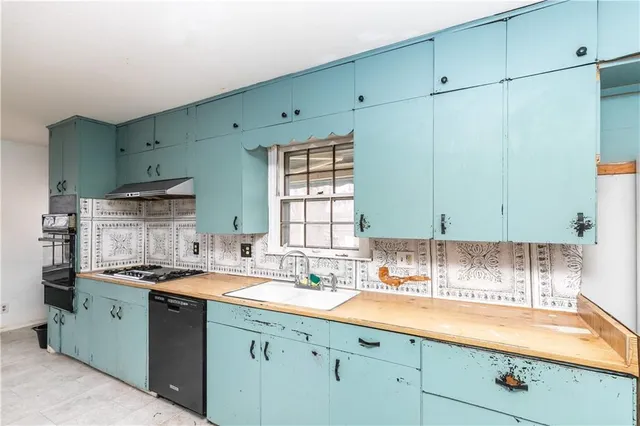 $250,000 | 4001 Northeast 50th Street, Kansas City, MO 64119