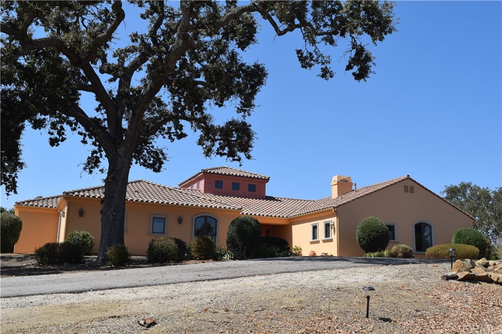 10590 Portal Road Atascadero, CA 93422 - Photo 1 of 1 front view of the house, top of the hill with great south easterly views "forever"!!