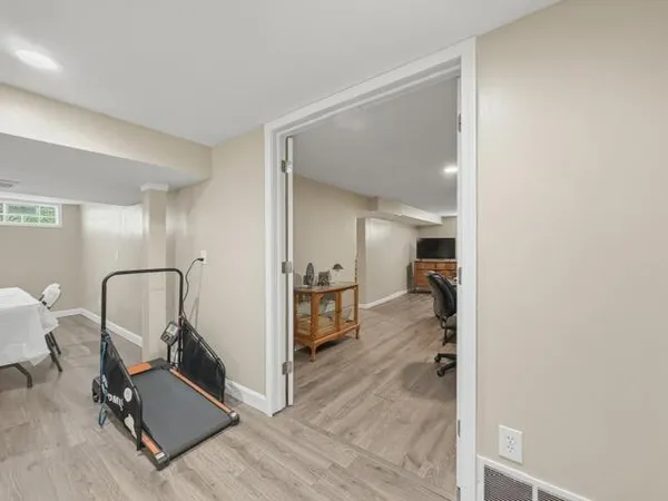 $299,900 | 1211 Evelyn Avenue, Ypsilanti, MI 48198