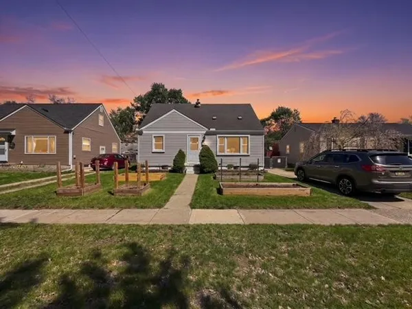 $299,900 | 1211 Evelyn Avenue, Ypsilanti, MI 48198