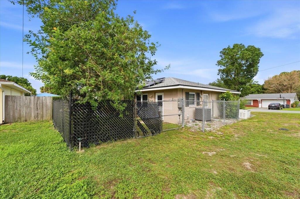 132 Duval Road Winter Haven, FL 33884 - Photo 8 of 38