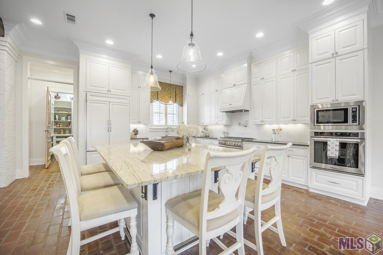 618 North River Road Denham Springs, LA 70726 - Photo 3 of 47 Gallery Image 3