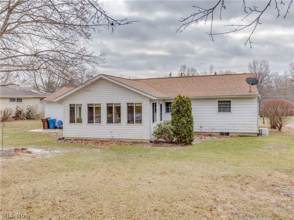 275 Lester Road New Franklin, OH 44319 - Photo 5 of 31