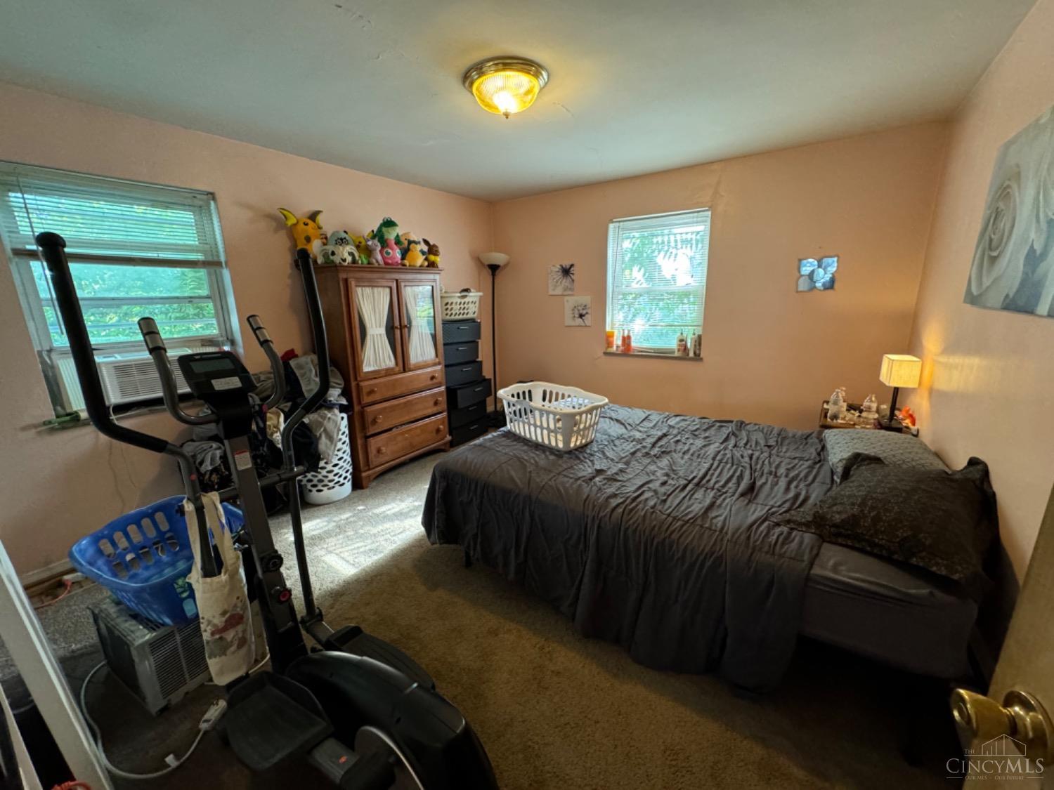 448 Samoht Ridge Road Cincinnati, OH 45238 - Photo 8 of 13 Gallery Image 8