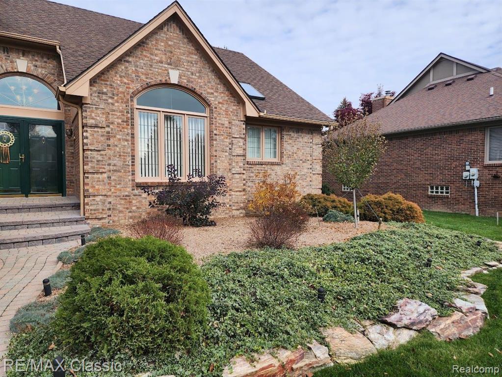 1186 Covington Pl Drive Rochester Hills, MI 48309 - Photo 3 of 54