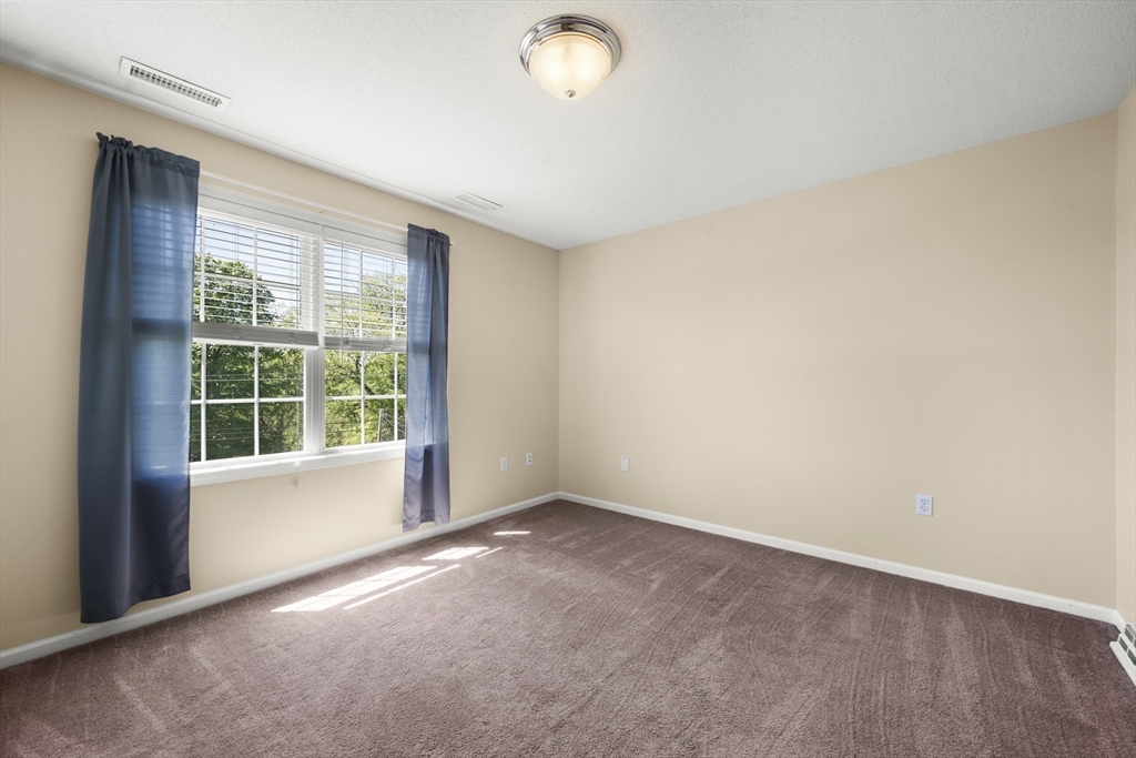 1507 East Mountain Road Westfield, MA 01085 - Photo 33 of 42 an empty room with a window